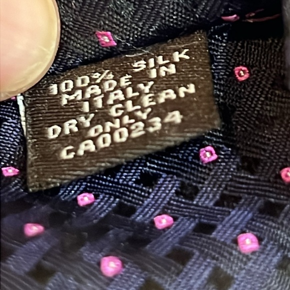 Hudson Room Men's Navy with  Pink Polka Dot Neck Tie - Picture 3 of 6